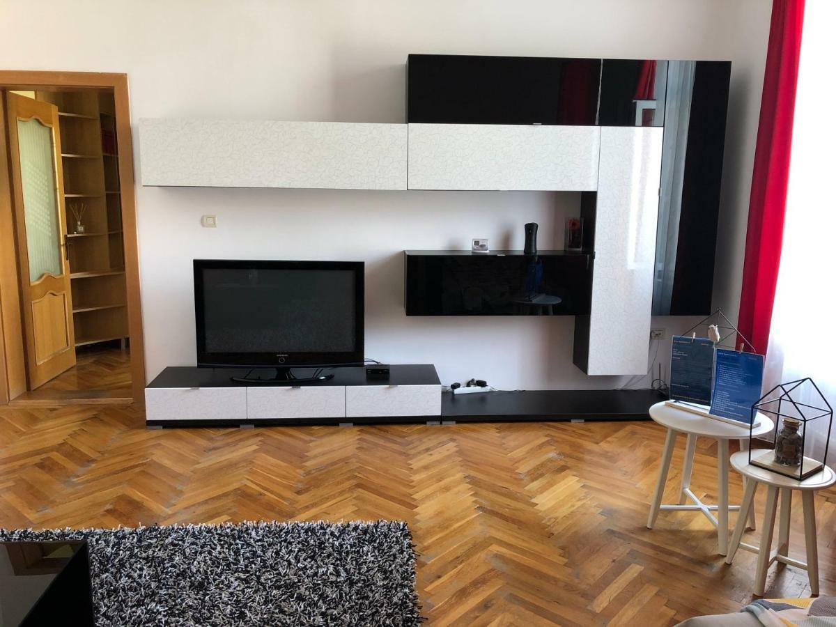 Schei Apartment 2 Брашов Екстер'єр фото