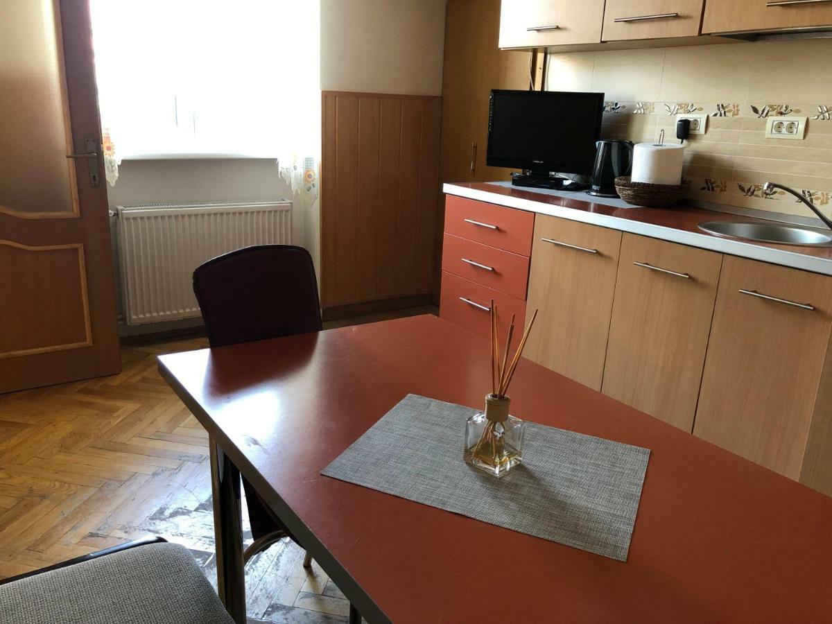 Schei Apartment 2 Брашов Екстер'єр фото